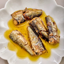 Nice Cans Gourmet Sardines with Smoked in Organic Olive Oil and Sea Salt, 120g